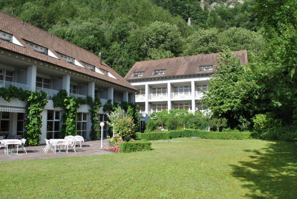 Hotel Schlosswald Triesen Exterior photo