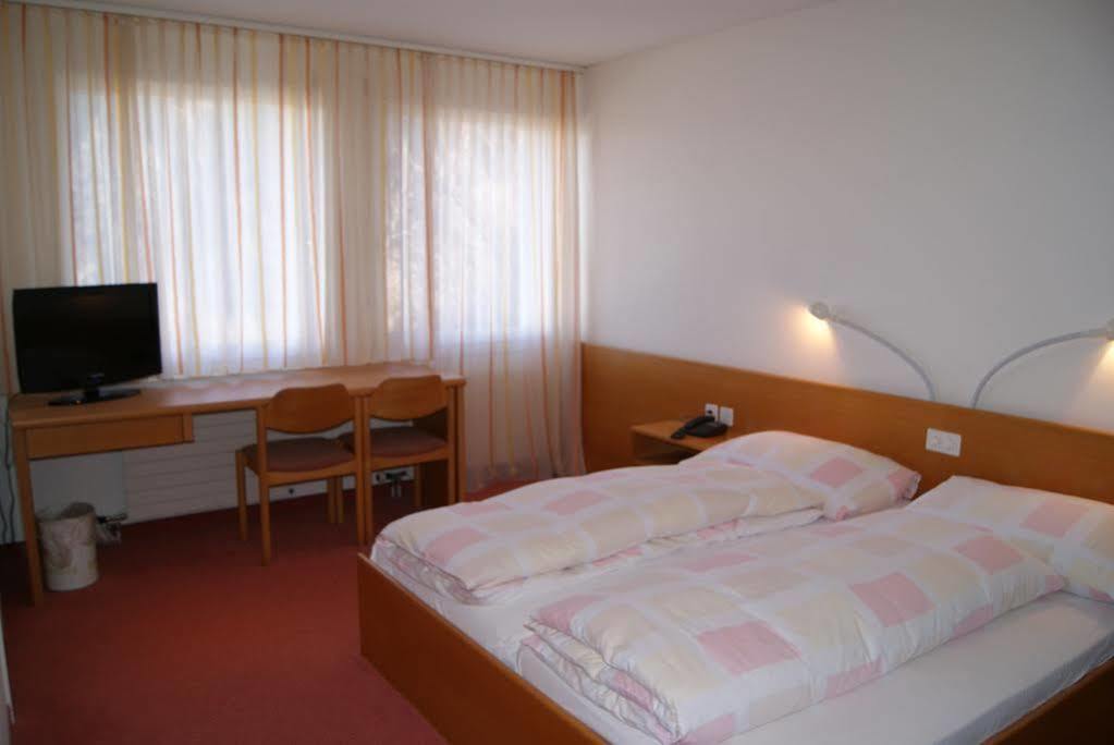 Hotel Schlosswald Triesen Exterior photo